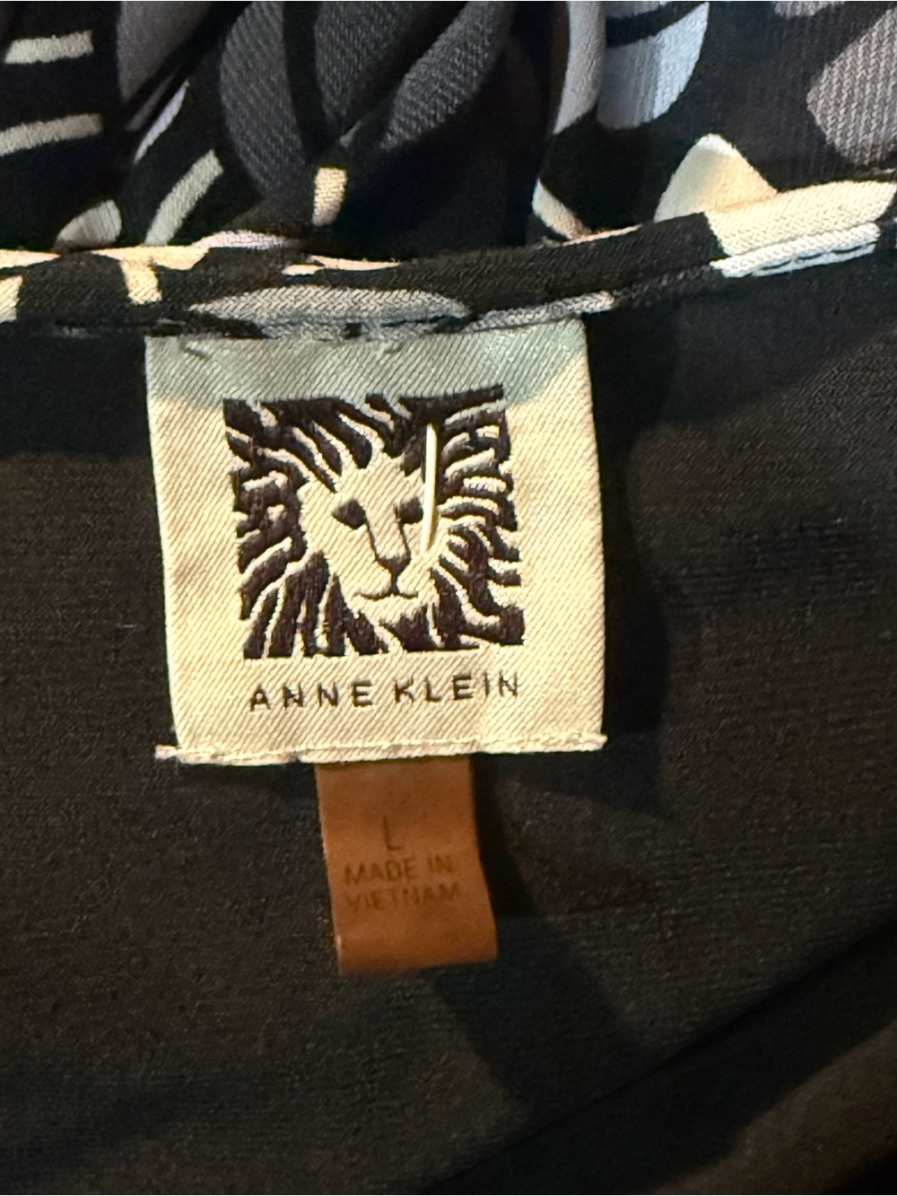 Anne Klein Gray and Cream Floral Wrap Midi Dress - Picture 7 of 9